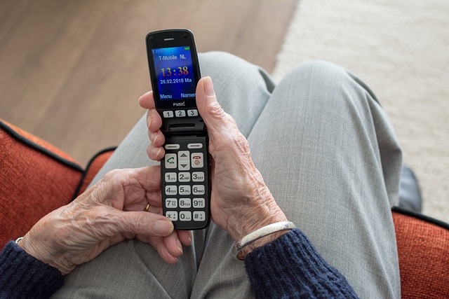 Jak sprawdzić ile telefon ma lat